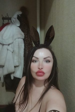 Индивидуалка ИРЭНА АНАЛ МБР 39 лет подарит расслабляющий массаж и примет у себя