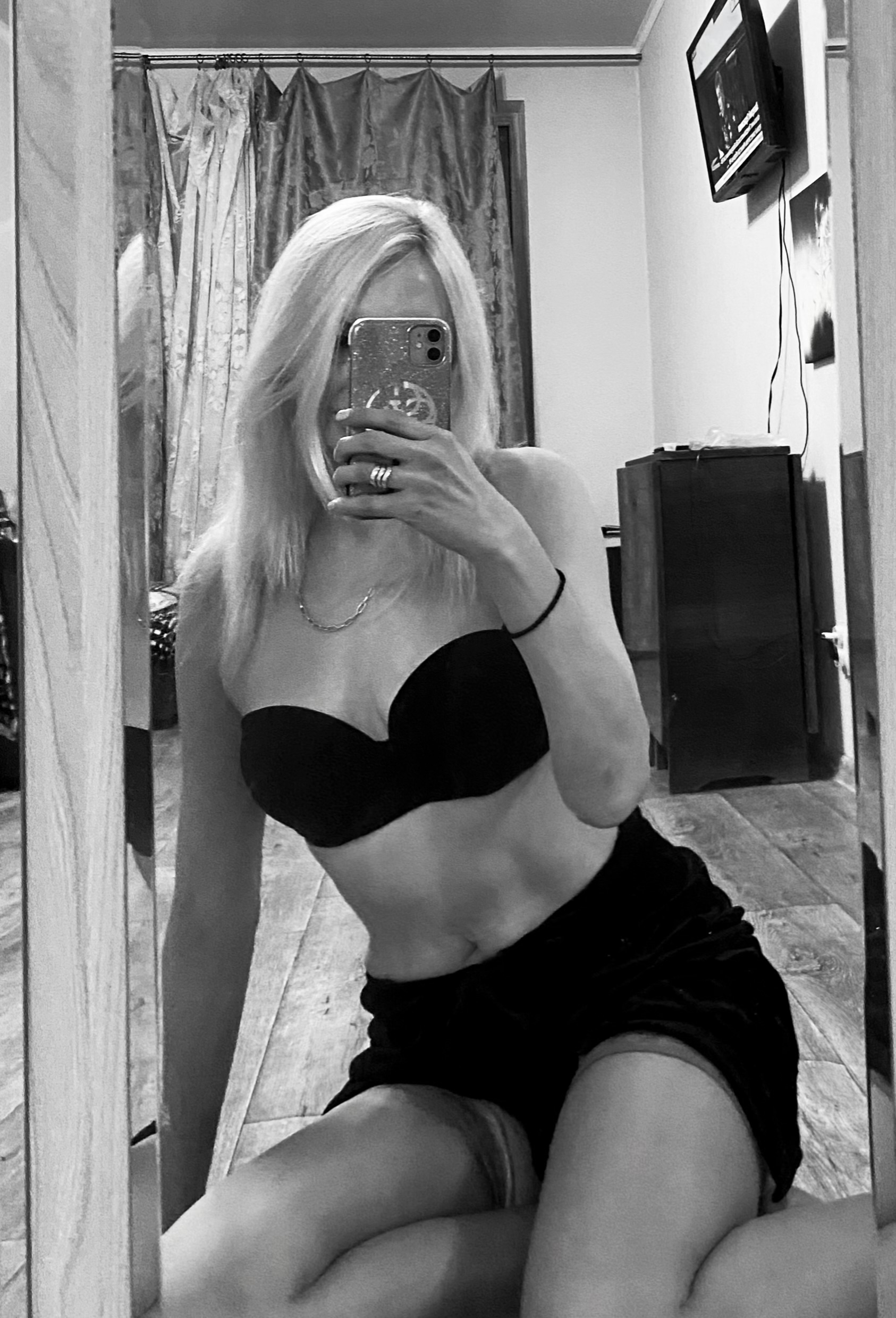 Индивидуалка Ангелина 33 лет сделает качественно массаж не профи и позовет в гости