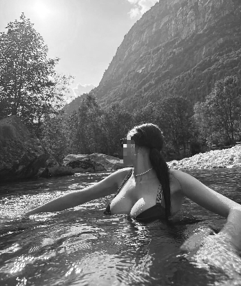 Шлюха Елизавета 24 лет сделает нежно расслабляющий массаж и позовет в гости