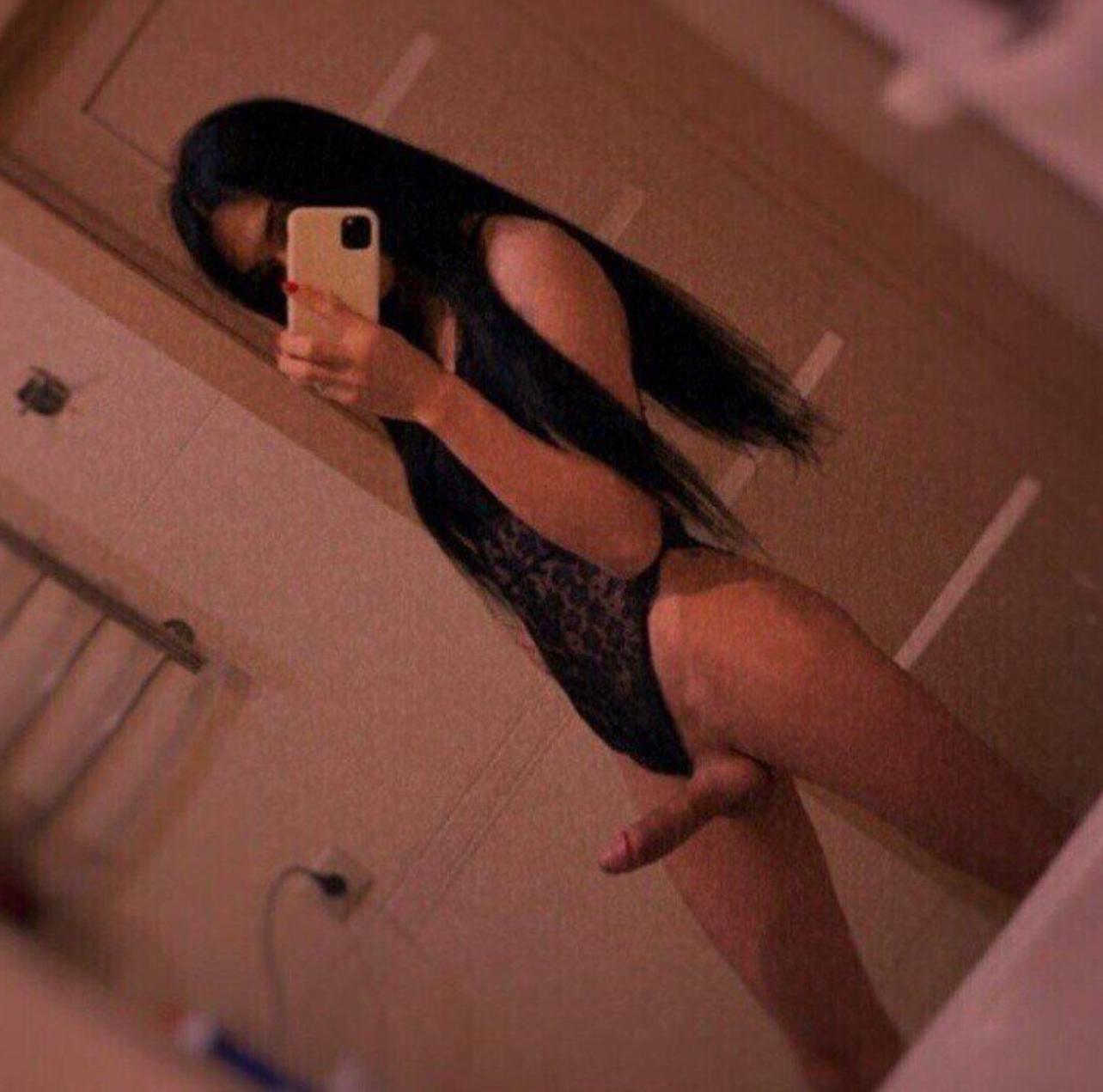 Девушка Маргорита с 4 размером груди сделает качественно групповой секс и пригласит к себе