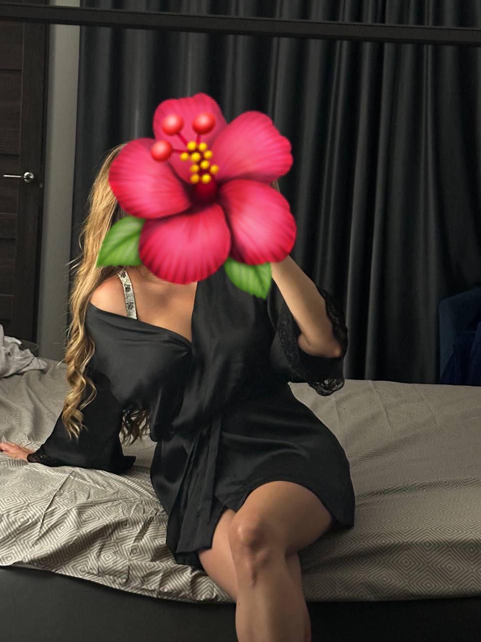 Девушка по вызову Украшу твоё время 🌹 с 3 размером груди сделает с удовольствием ролевые игры и примет у себя в Любой район