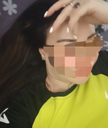 Проститутка Крис с 4 размером груди сделает с удовольствием ветка сакуры и пригласит к себе