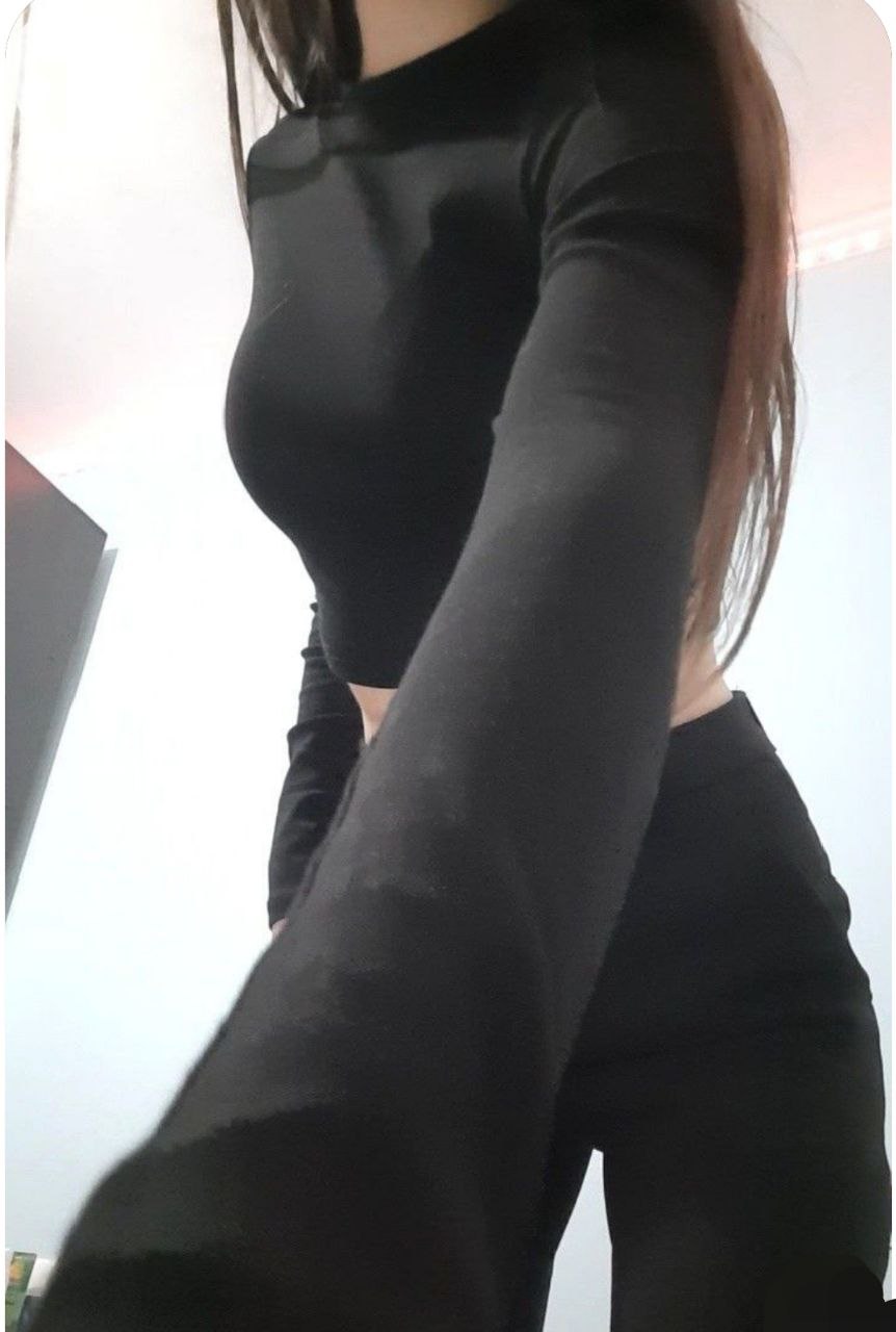 Девочка Без предоплаты 36 лет подарит фут-фетиш и пригласит к себе