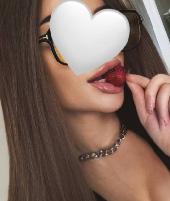 Шлюха GFE ЯНА с 3 размером груди сделает профессионально анальный секс и примет у себя