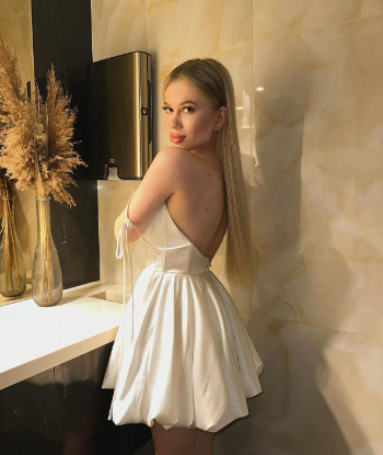 Эскорт Светлана стройная исполнит минет в презервативе и позовет в гости в Любой район