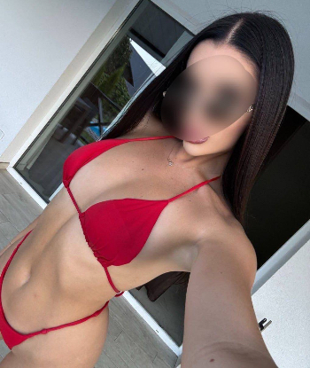 Путана Карина с 2 размером груди сделает с удовольствием эскорт и позовет в гости в Любой район