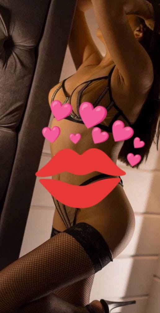 Профессионалка Марианна 28 лет исполнит куннилингус и пригласит к себе