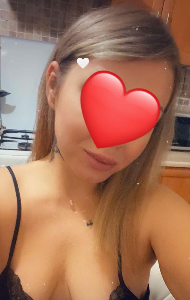 Эскорт ЯНА БЕЗ ПРЕДОПЛАТЫ спортивная исполнит окончание на грудь и позовет в гости