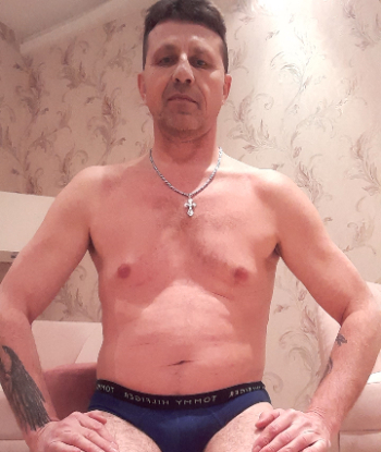 Эскорт Павел стройная сделает качественно окончание на лицо и примет у себя в Горячеводский