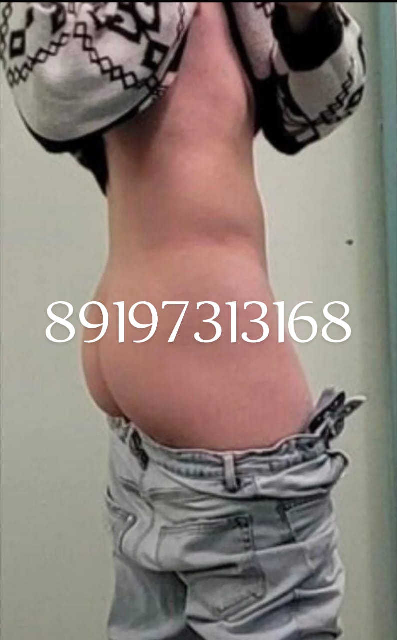 Шлюха Стас стройная сделает с удовольствием расслабляющий массаж и пригласит к себе