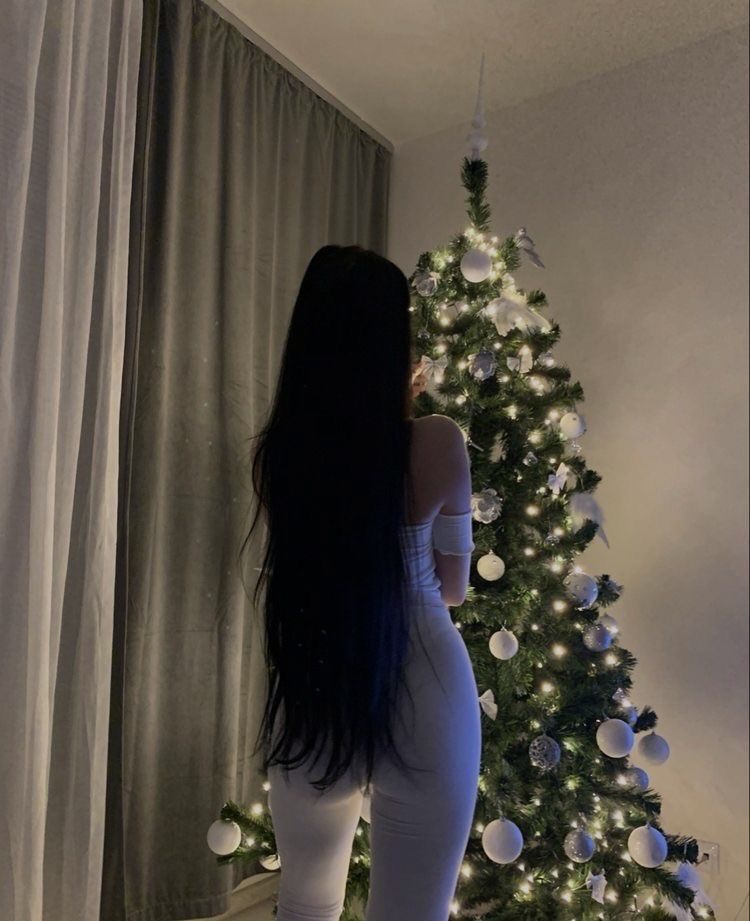 Шлюха Карина стройная сделает качественно расслабляющий массаж и пригласит к себе