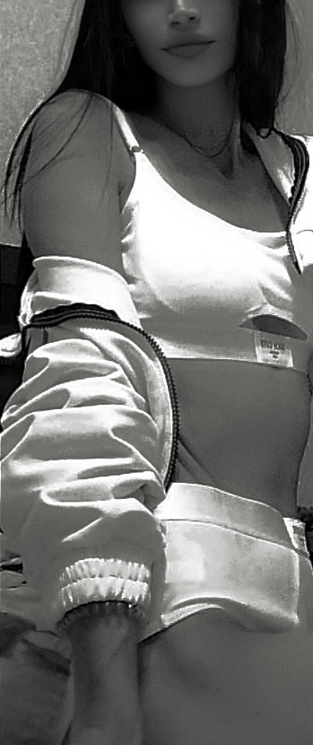 Путана Кама стройная исполнит золотой дождь выдача и примет у себя