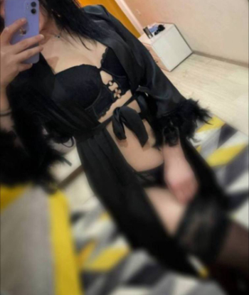 Девушка по вызову Лиана с 2 размером груди сделает качественно  и примет у себя